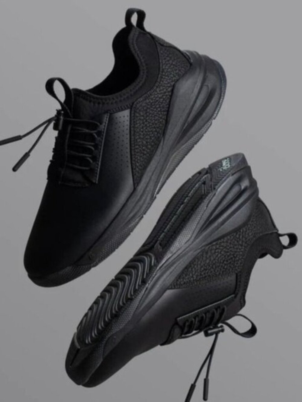 Clove All Black Shoes